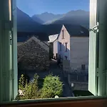 Séjour chez l'habitant Privée à Deux Pas De Luz-saint-sauveur Esquièze - Sère