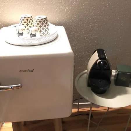 Privée à Deux Pas De