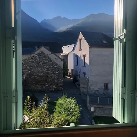 Quarto em Acomodações Particulares Privée à Deux Pas De Luz-Saint-Sauveur